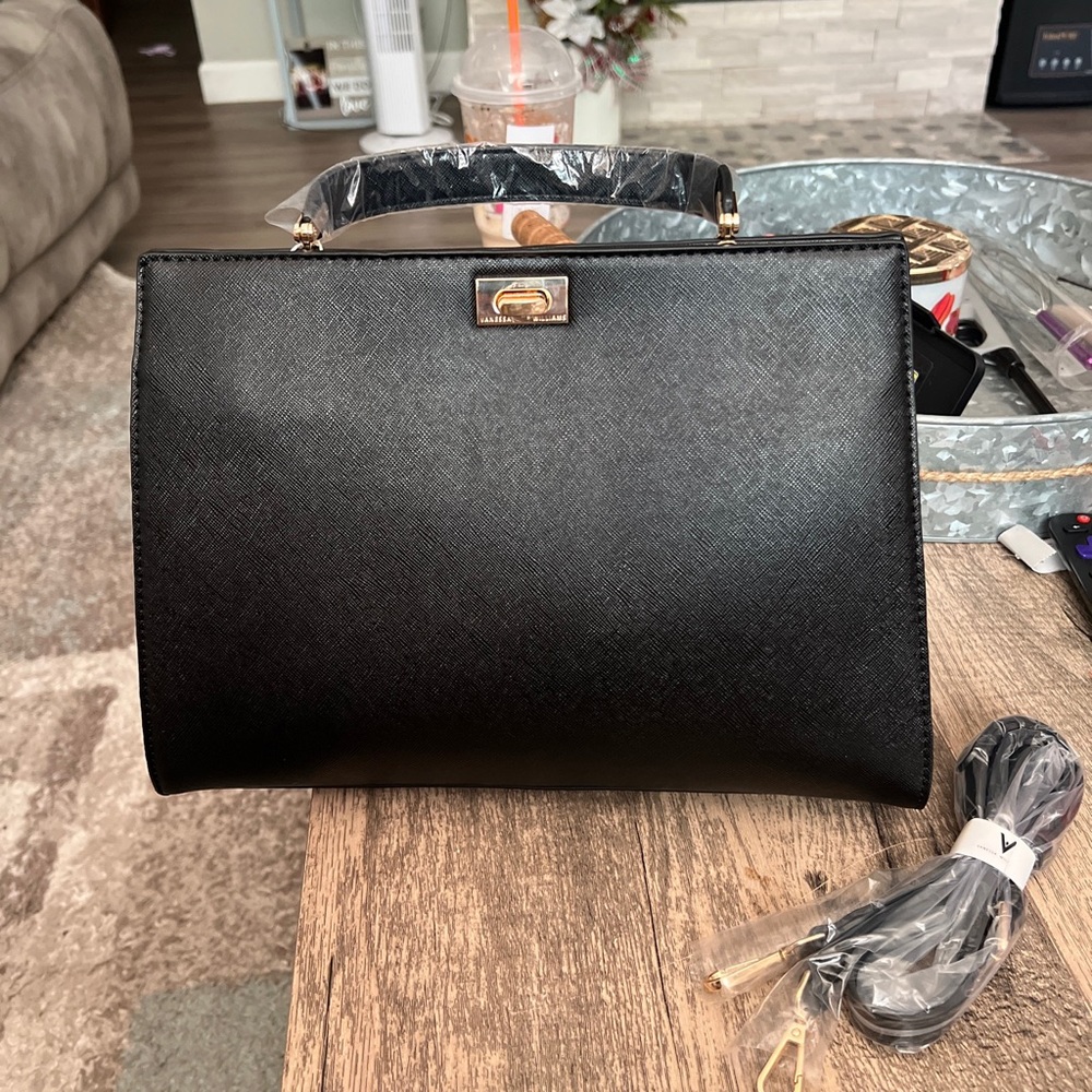 Vanessa Williams purse